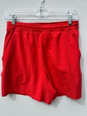 Lululemon Pace Breaker Linerless Short 5" red small s swift material